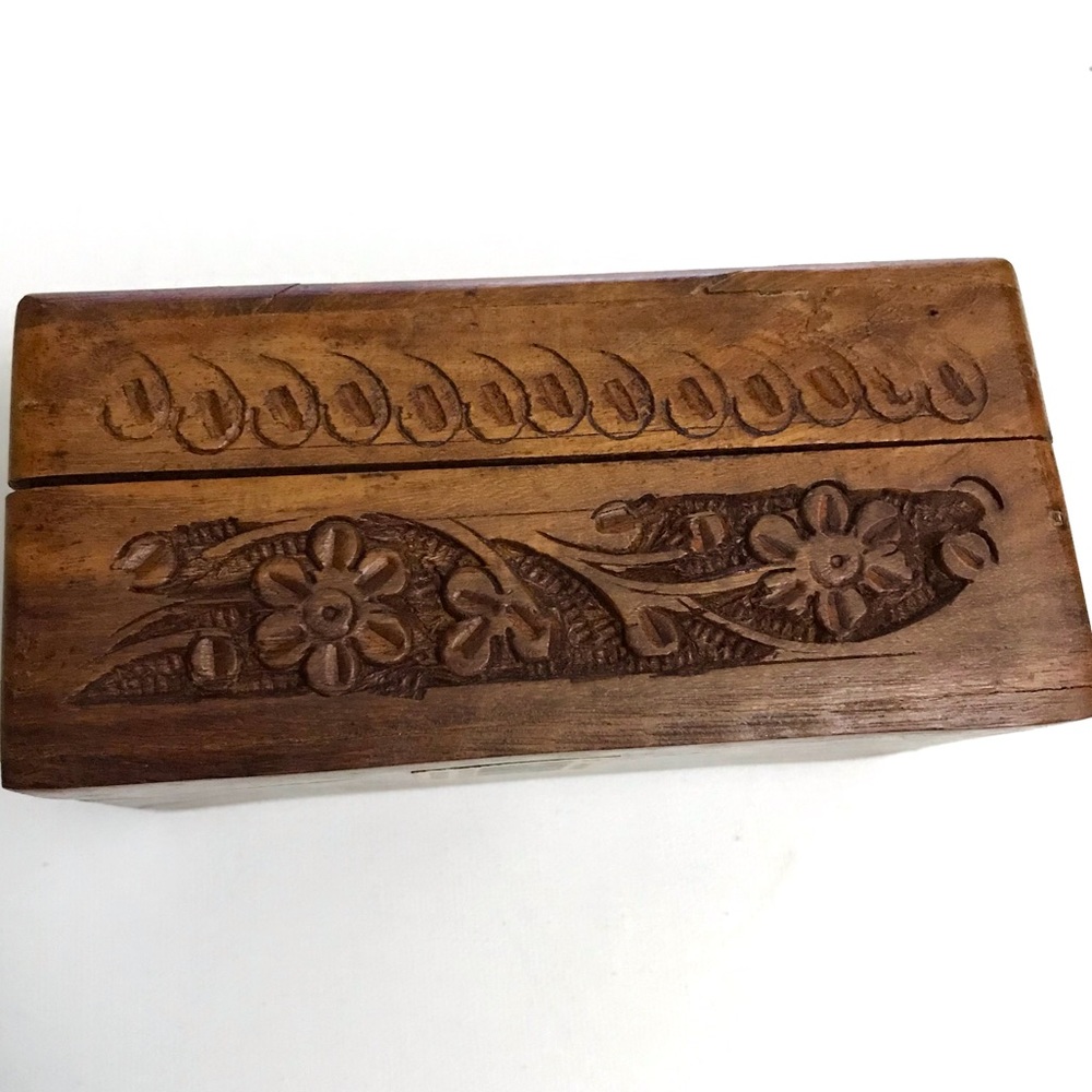 Vintage Handmade Wooden Box Handcarved - Picture 11 of 16